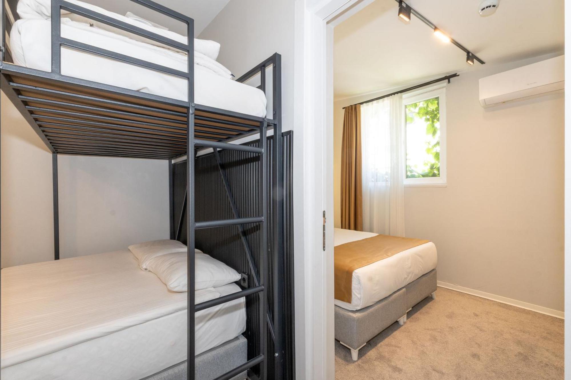 Istanbul Holiday Hotel Bagian luar foto
