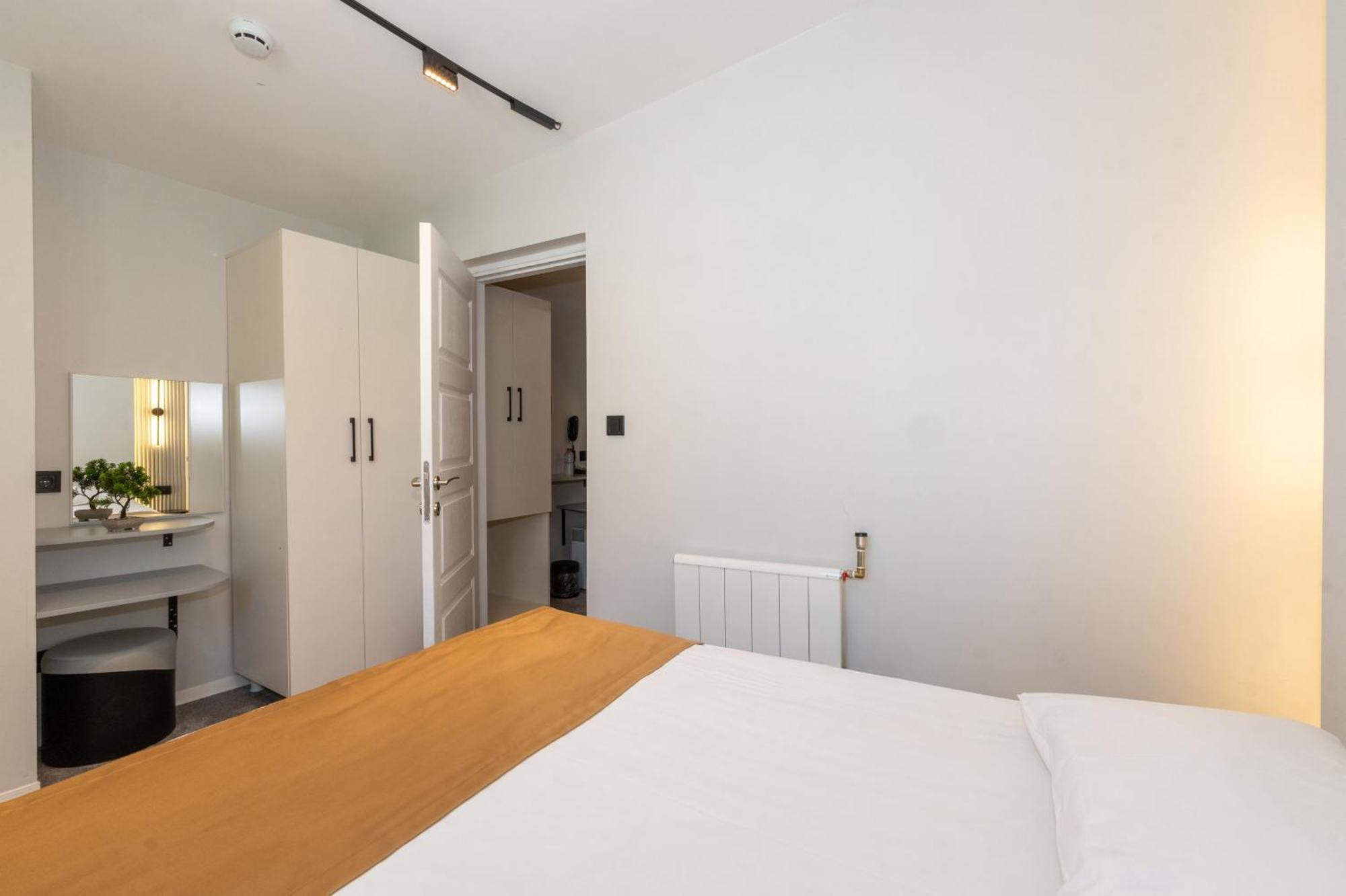 Istanbul Holiday Hotel Bagian luar foto