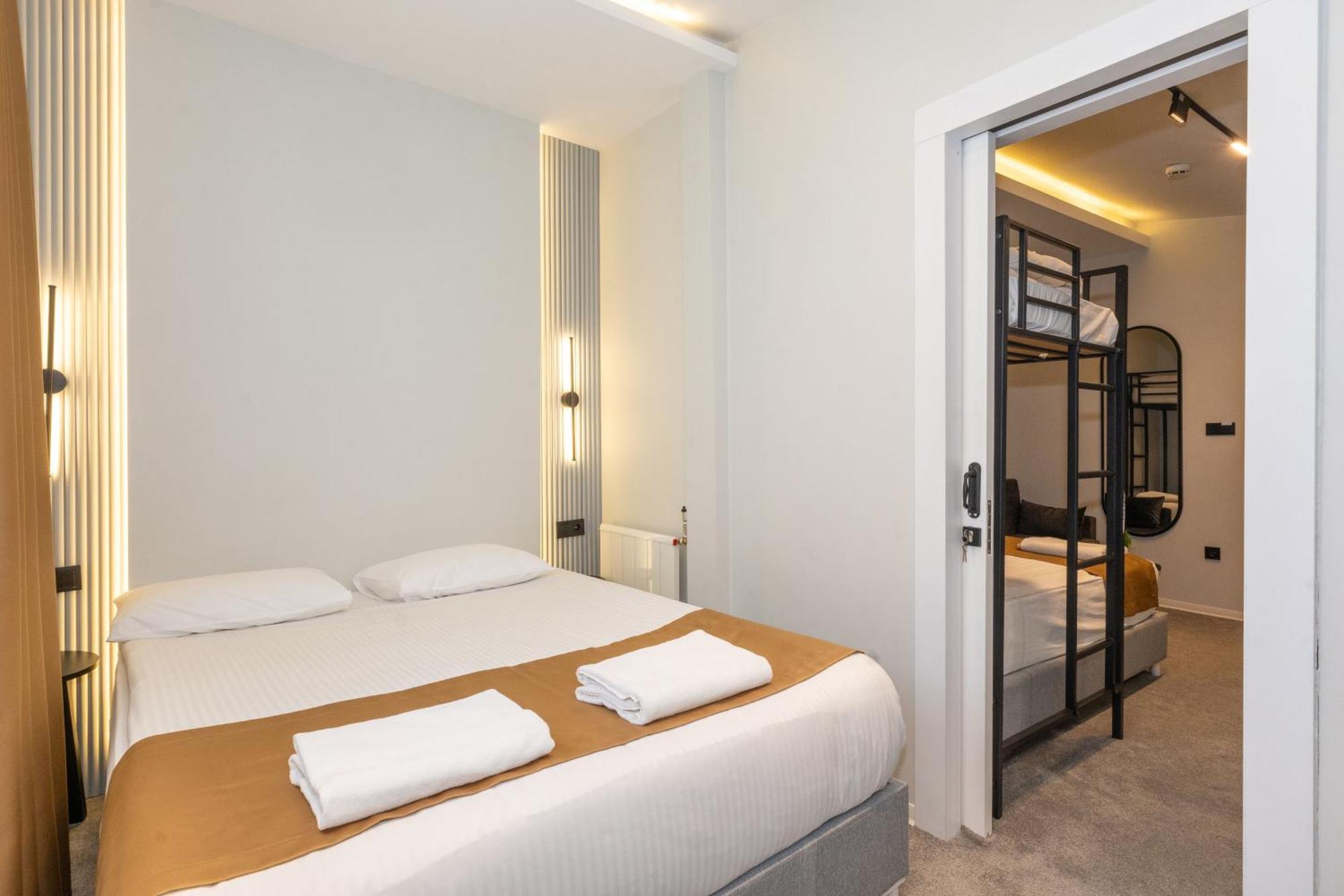 Istanbul Holiday Hotel Bagian luar foto